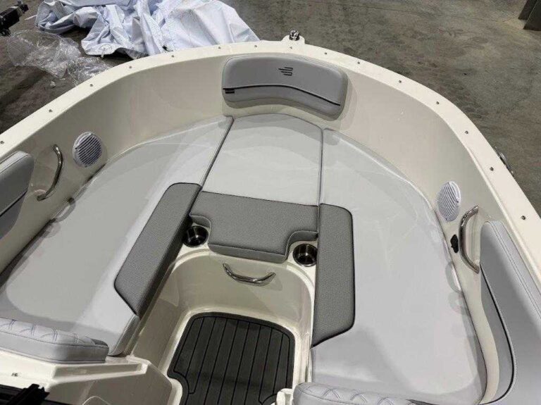 2025 Bayliner VR4 US-BLBX3242D525 [photo 11]